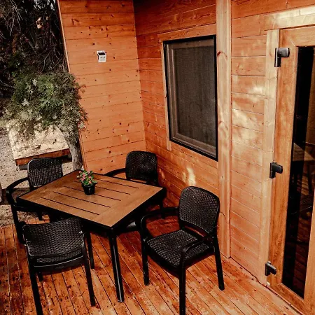 Camping Camping Montaña Roja *