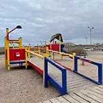 מלון Camping Montana Roja