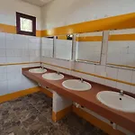 Camping Montana Roja אל מדאנו