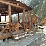 Camping Montana Roja מלון אל מדאנו
