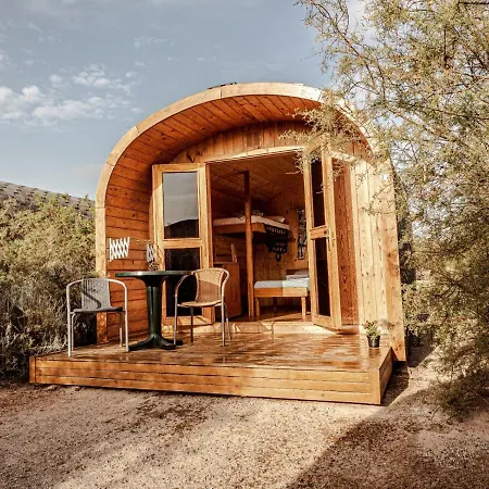 Kemp Camping Montana Roja