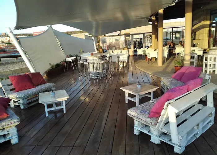 Camping Montaña Roja Hotel