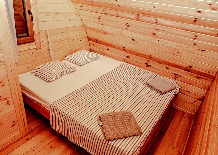 Camping Montaña Roja Hotel